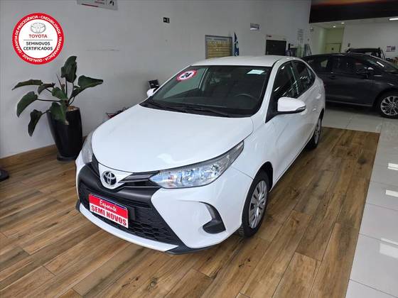 TOYOTA YARIS 1.5 16V FLEX SEDAN XL LIVE MULTIDRIVE